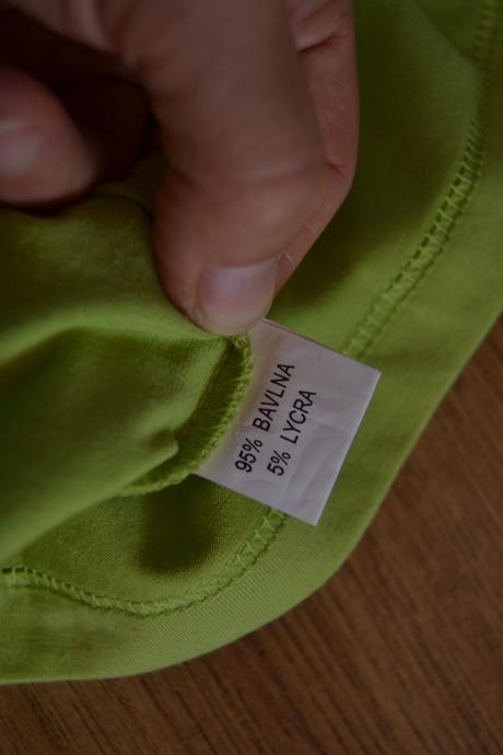 Zelené tričko s potlačou, s