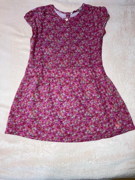 Šatičky, esprit,128