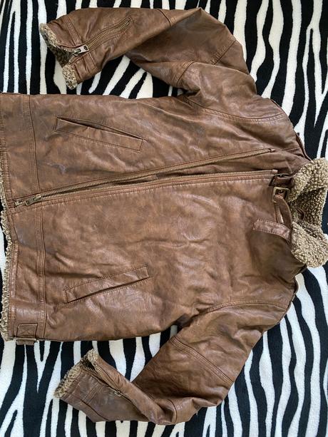 Kožená bunda zateplená pre frajera, zara,134