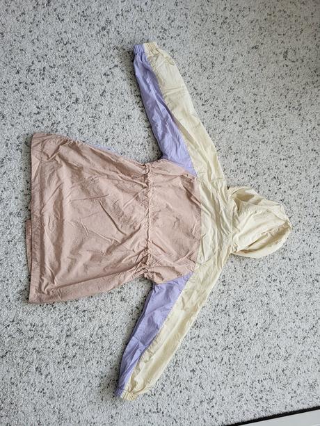 Prechodna tenšia vetrovka, zara,128