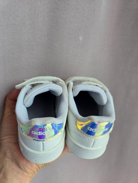 Botasky adidas, adidas,23