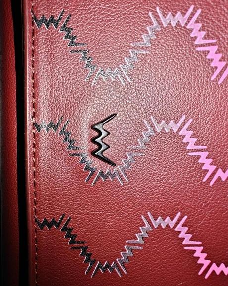 Kabelka launa purple,