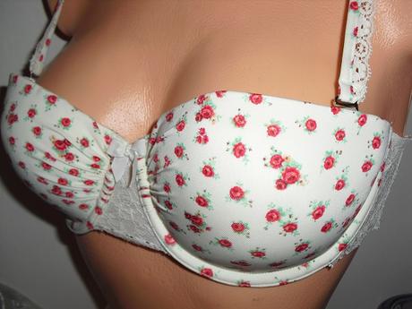 Romanticka kvietkovana podprsenka, 75c