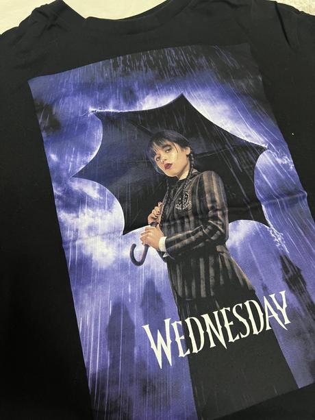 4trička wednesday 134/140, 140