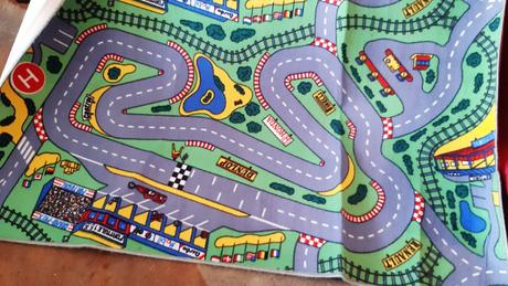 Predám detský koberec zachovalý., 