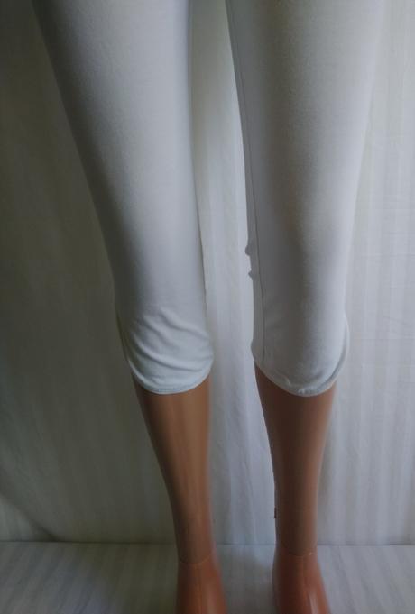 Dámske biele 3/4 legíny, chris line, s