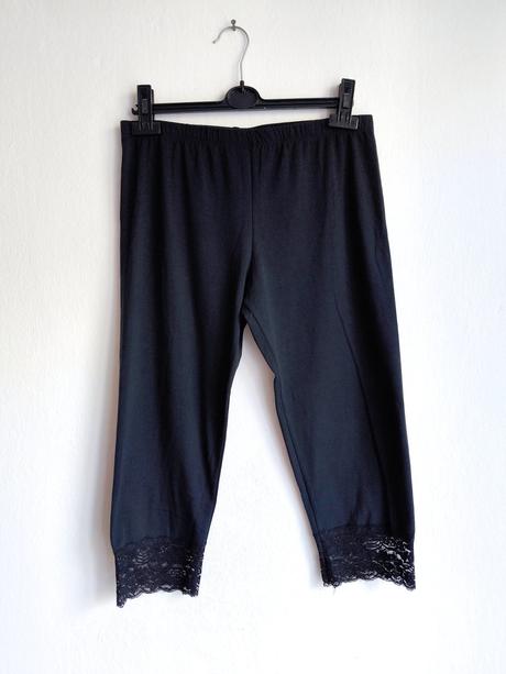 Čierne 3/4 legíny s čipkou, xxxl