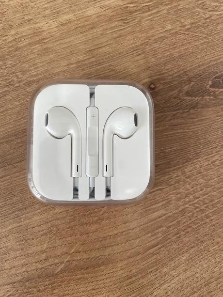 Nové slúchadlá apple s púzdrom, 