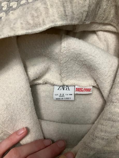 Tepla mikinka zara, zara,98