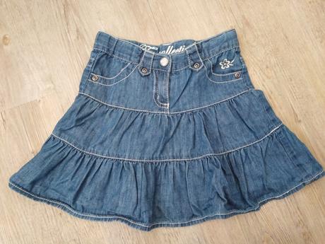 Riflová sukňa, 104