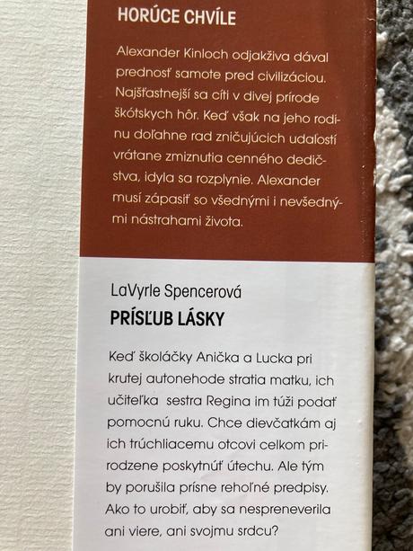 Horúce chvíle, prísľub lásky, toxín, mesačný svit,