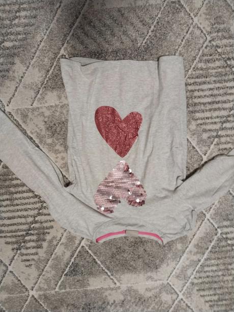 Povianočný výpredaj, s