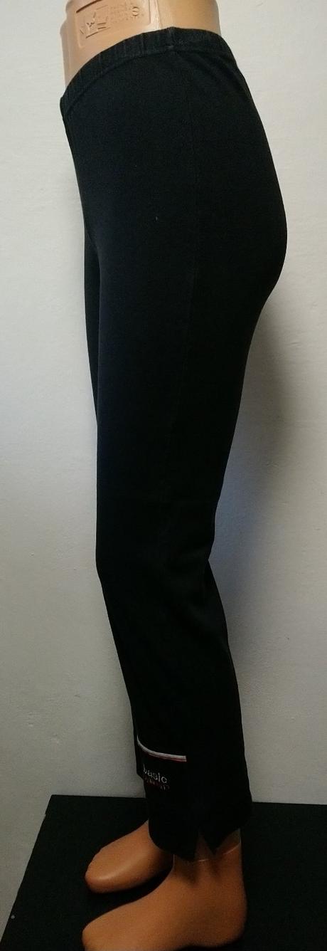 Dámske čierne elastické tepláky, westside, m