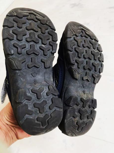 Ľahúčke botasky quechua, decathlon,27