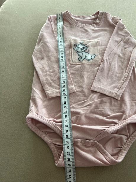 Nadherne body, reserved,74