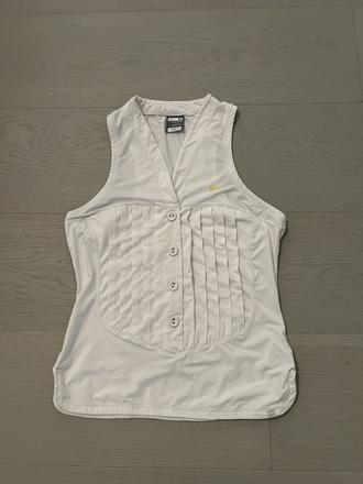 Top nike- dry fit, nike,m
