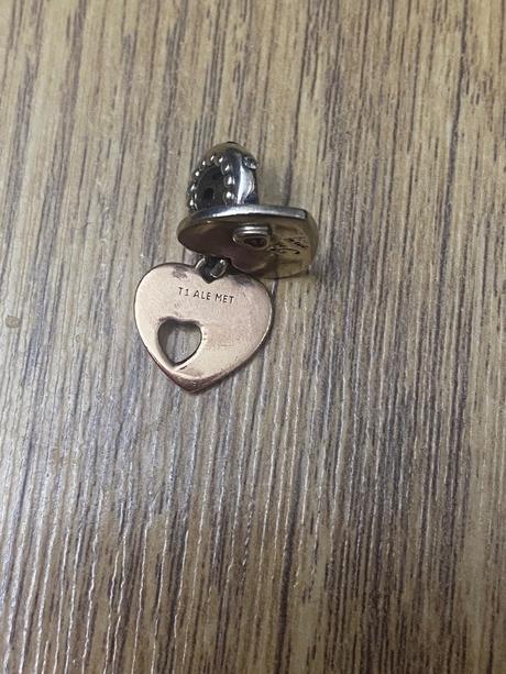 Pandora privesok, pandora