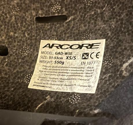 Predám prilbu s okuliarmi arcore, s