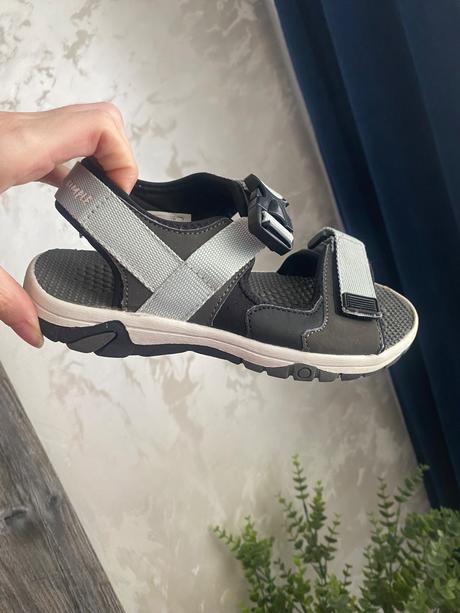 Sandale reserved, reserved,32