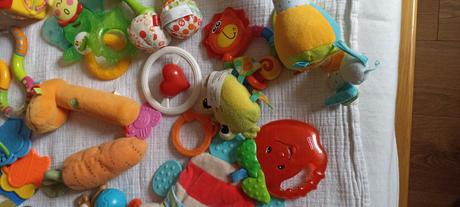 Balík hračiek pre bábätko+ podložka, 