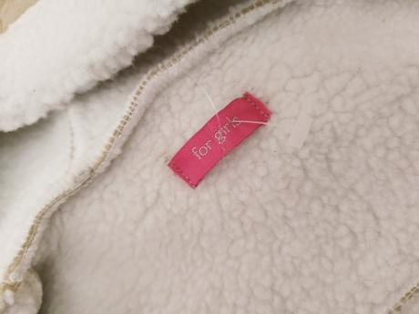 Úžasný kabátik, 104