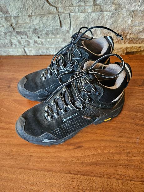 Turistické topánky, alpine pro,37