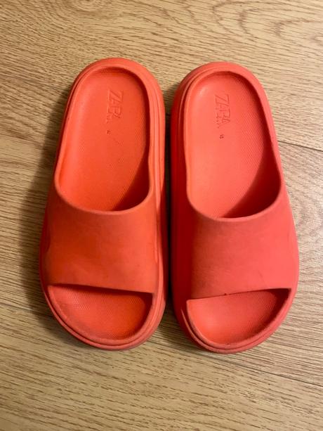 Zara šľapky, zara,32