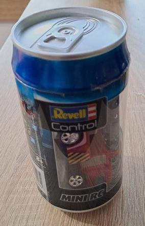 Mini rc autíčko v plechovke,