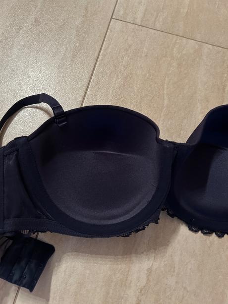 Podprsenka 75e/f, 75e