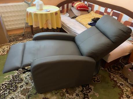Relaxačné polohovacie kreslo, 