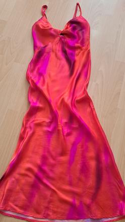 Letné šaty xs bershka, bershka,xs