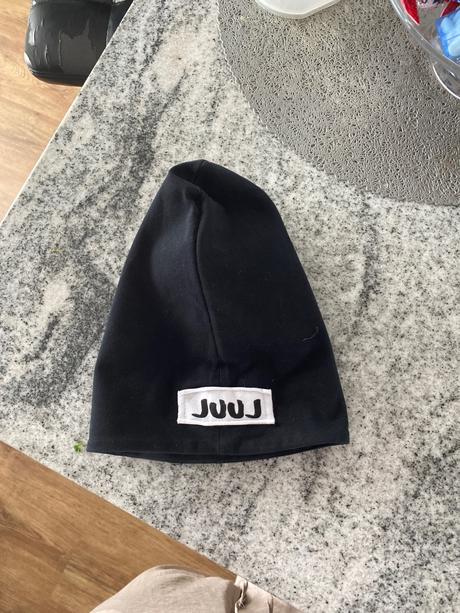 Dvojvrstvová ciapka juuj, juuj,s