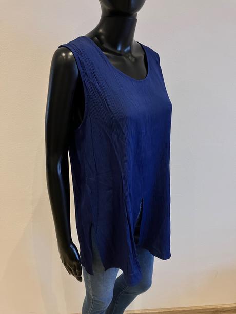 Tmavomodrá letná blúzka s rozparkom c&a (42), c&a,xl