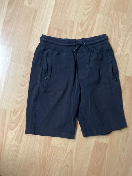 Kratasy, reserved,152