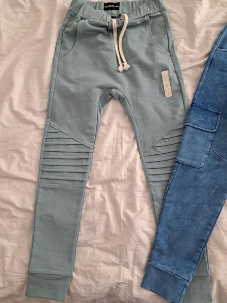 2x teplaky jeazny despaciyo, 140