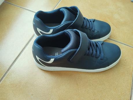 Ponúkam chlapčenské tenisky, geox,36