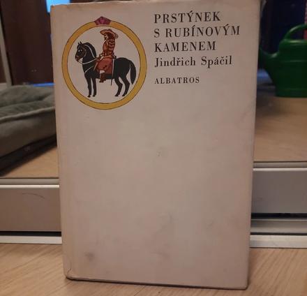 Prstýnek s rubínovým kamenem - jindřich spáčil,