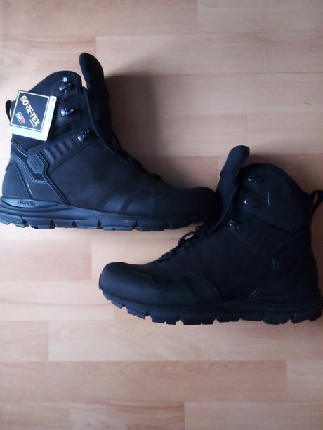 Kanady gore-tex - nové, 44