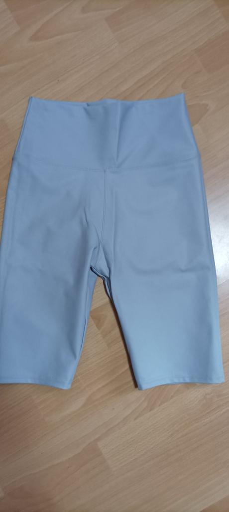 Koženkové kraťasy, m