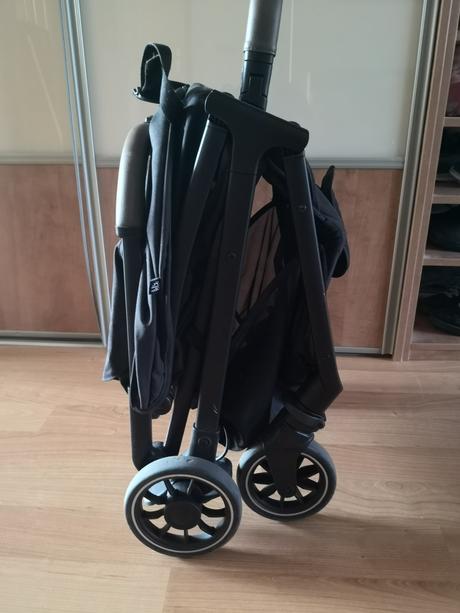 Kočík, joie,joie pact pro