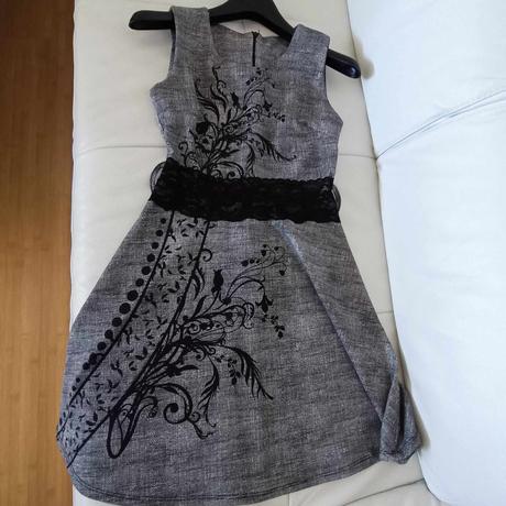 Letné spoločenské šaty, s