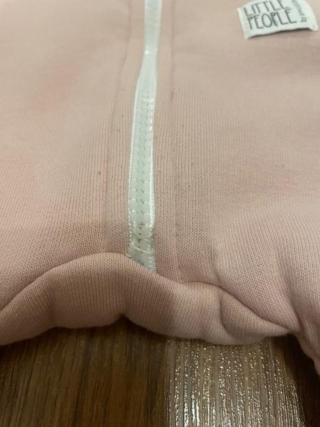 Overal little people, little people,68