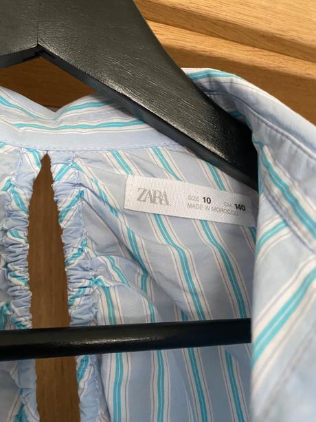 Kosela s vyrezmi, zara,140