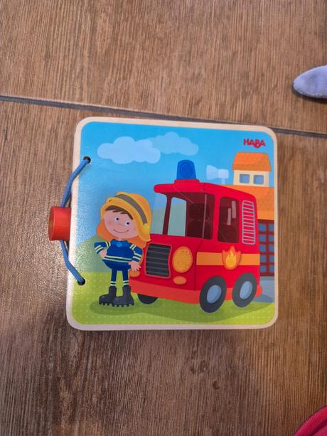 Drevená knižka hasiči, 
