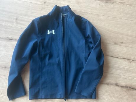 Bunda, under armour,134