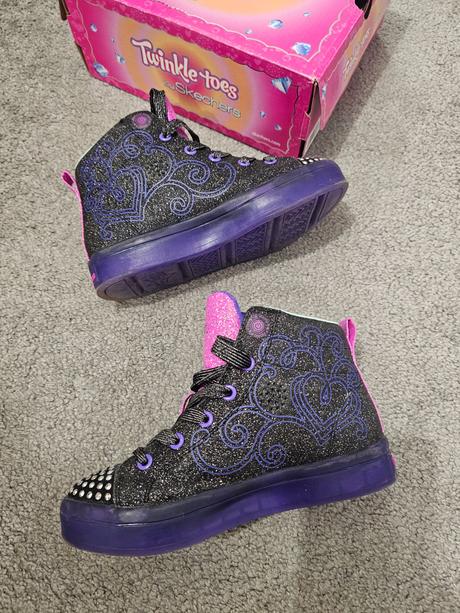Skechers twinkle toes, skechers,32