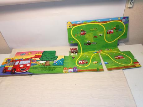 Little train  + wind it up toy  nsp19, 