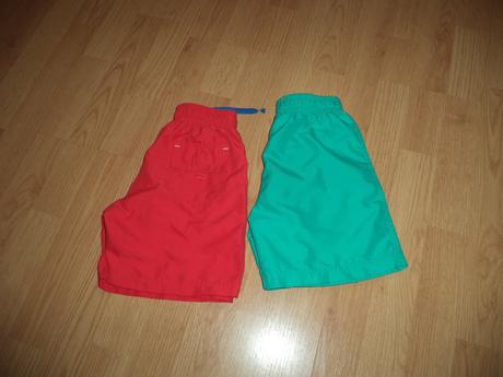 Dve plavkové kraťasy, 110