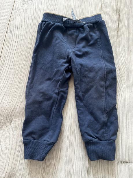 Tmavomodré tepláky, mayoral,74