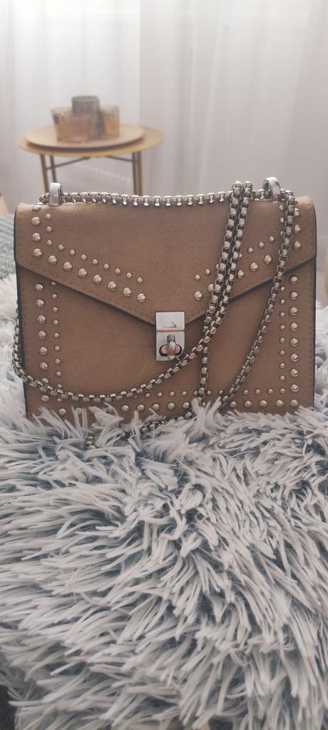 Crossbody kabelka, 